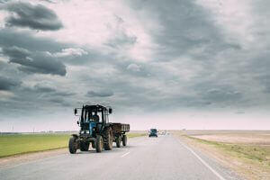 Farm Machinery Traffic Accidents a Summer Risk in Kansas