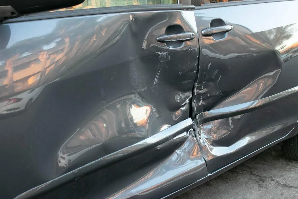 Cherryvale, KS - Driver Hurt in Deadly Sideswipe Crash on US-169