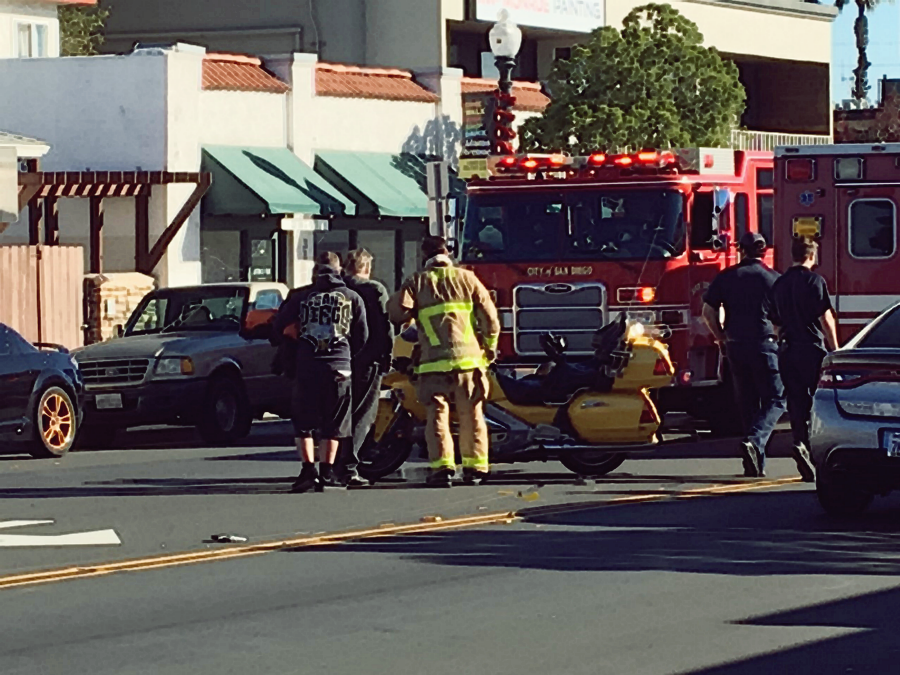 Overland Park, KS - Injury Collision at Grandview St & W 79th St