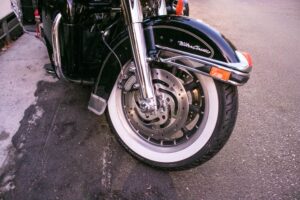 Wichita, KS - Motorcycle Crash with Injuries at MacArthur & Hoover Rd