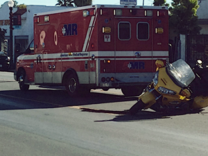 Overland Park, KS - 123rd St & Metcalf Ave Car Wreck with Injuries