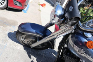Topeka, KS - Motorcyclist Hurt in Crash at 3rd St & Topeka Blvd