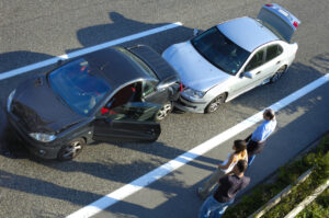Overland Park, KS – 3-Car Crash Injures 1